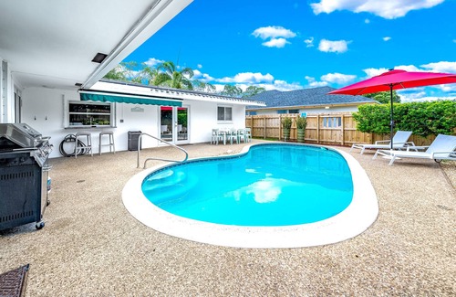 Imperial Point House | Heated Pool Oasis! Game Room + 1 Mile To Beach!