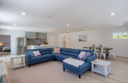 Waveland House | Heated Pool, Walk 2 Beach, 3 King Beds, Sand Volleyball, Firepit, Pet Friendly
