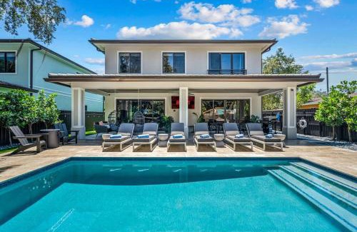 Riverside Park House | Heated Saltwater Pool, Arcades, Golf - 5min to Las Olas Boulevard