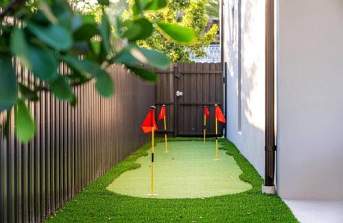 Riverside Park House | Heated Saltwater Pool, Arcades, Golf - 5min to Las Olas Boulevard