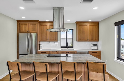 Sands House | 🐠 HEATED SWIM SPA/OPEN WATER VIEWS/BOAT DOCK/LUXURIOUS/ BUILT IN 2023🐬