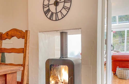 East Portlemouth Cottage | HEATH HILLS, pet friendly, character holiday cottage in Okehampton