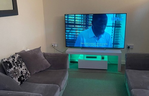 Wolverhampton Apartment | HEATH TOWN APARTMENT