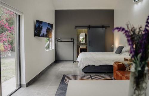 George Apartment | Heather Road Cottages
