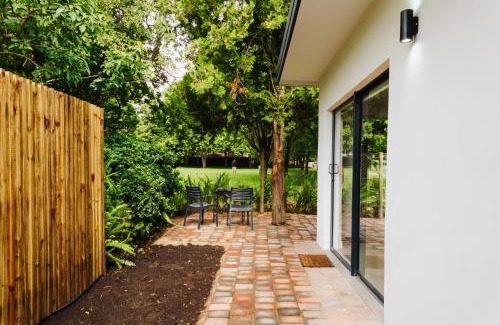 George Apartment | Heather Road Cottages