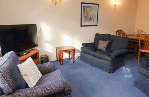 Akeld House | Heatherview