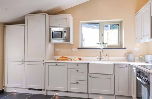 Clearbrook Cottage | HEATHMOOR, pet friendly, character holiday cottage in Horrabridge