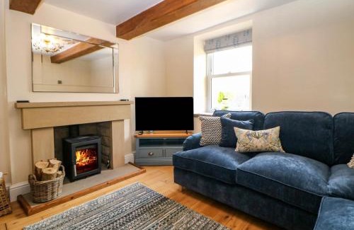 Longnor House | Heathylee