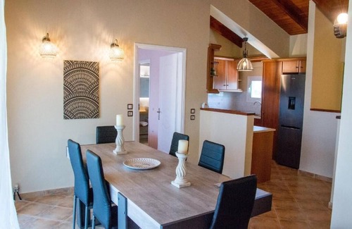 Vassilatika Villa | Heaven Hill Villa with balcony