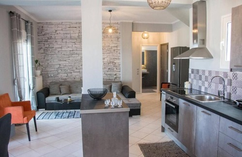 Vassilatika Villa | Heaven Hill Villas ground floorn