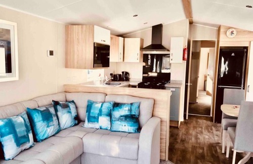 Chichester Ski Chalet | Heaven Home at the heart of southeast coast