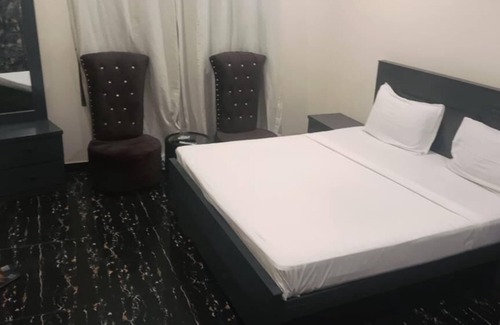 G-6 Sector Hotel | Heaven Huts