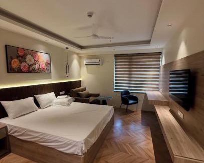 Jaypee Greens Apartment | Heaven Nest