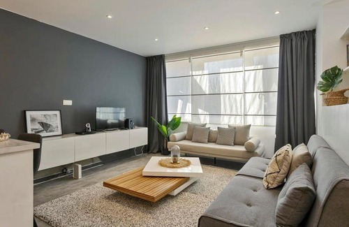 Duinbergen Apartment | Heavenly Apartment with cosy patio at 10 min from the beach