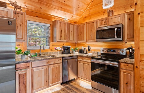 Sevierville Cabin | Heavenly Bliss By Ghosal Luxury Lodging