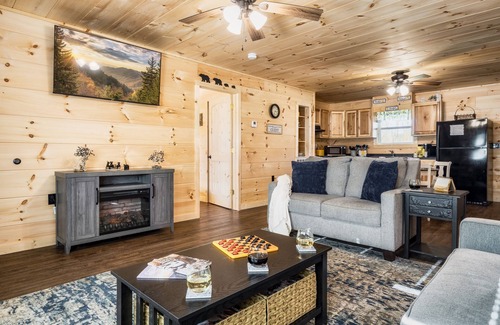 Cosby Cabin | Heavenly Daze! Mountain Getaway!
