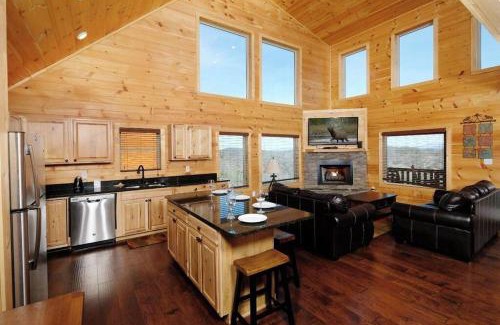 Gatlinburg - Pigeon Forge Villa | Heavenly Daze
