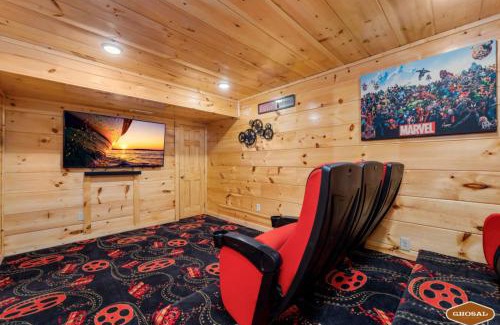 Sevierville Ski Chalet | Heavenly Heights by Ghosal Luxury Lodging