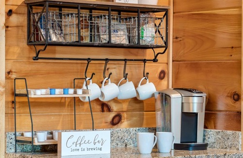Sevierville Cabin | Heavenly Heights by Ghosal Luxury Lodging