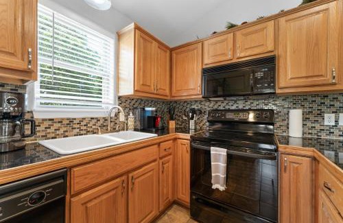 Branson West Apartment | Heavenly Hideaway Condo