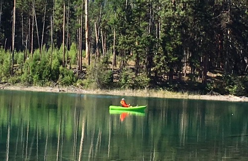 Lakeside RV Rental | HEAVENLY 😇RV SITE in Lakesidewith a $1 MILLION VIEW of Flathead Lake! , Montana