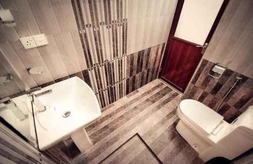 Kandy Hotel | Heavens Door Guest Inn