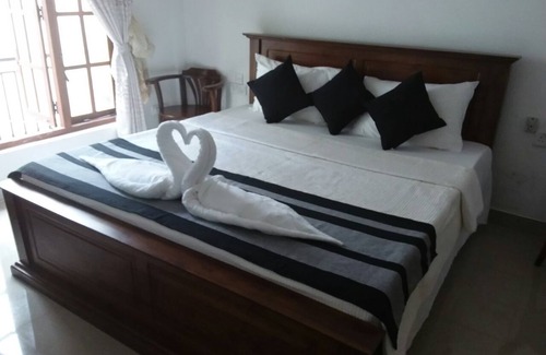 Kandy Hotel | Heavens Door Guest Inn