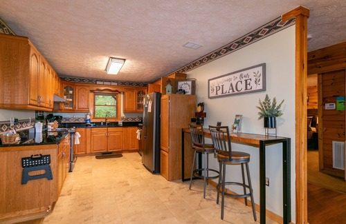 Ferguson House | Heavens Hideaway - 4 bedroom with views, allows pets, game tables