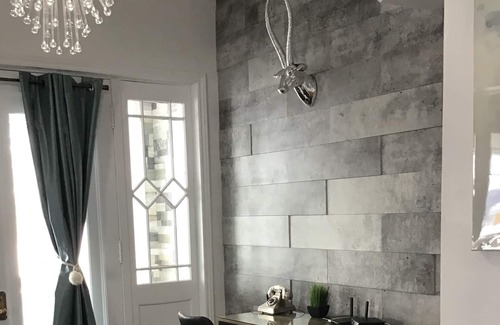 Mauricie House | Hébergement La Villa Du Charme offers the traveler many things to see