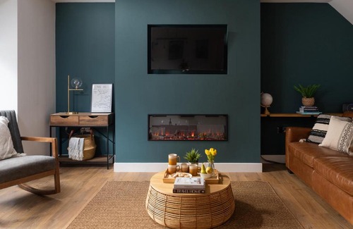 Beddgelert House | Hebog