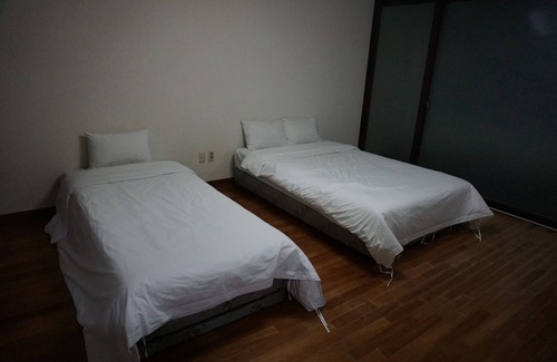 Aewol Hotel | Hebron Hill Resort