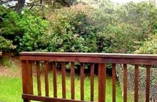 Florence Cottage | Heceta Coastal Cottage - Walk to the Beach!