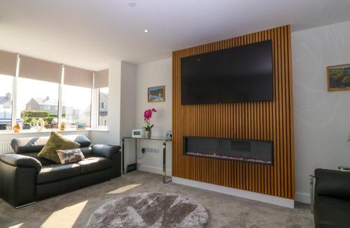 Amlwch House | Hedd