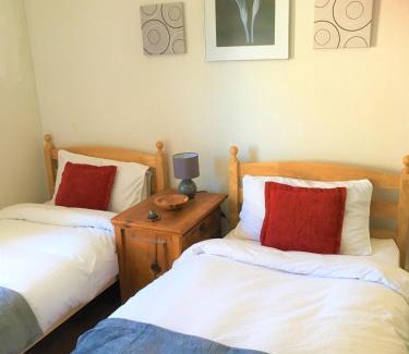 Llanboidy Bed & Breakfast | Heddfan (Place of Peace)