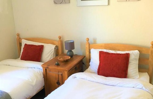 Llanboidy Bed & Breakfast | Heddfan (Place of Peace)