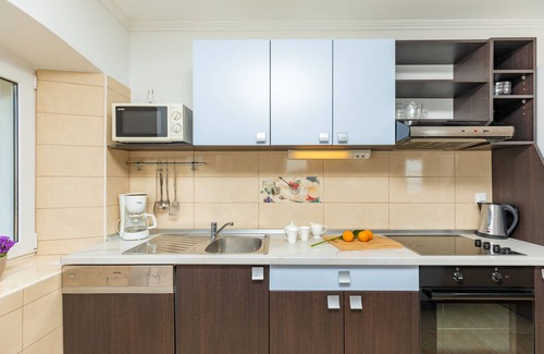 Ploce Apartment | Hedera Estate, Hedera A19