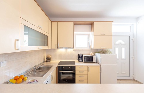Babin Kuk Apartment | Hedera Estate, Hedera A46