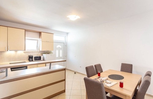 Babin Kuk Apartment | Hedera Estate, Hedera A46