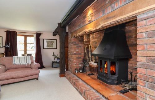Barnstaple House | Hedgerose