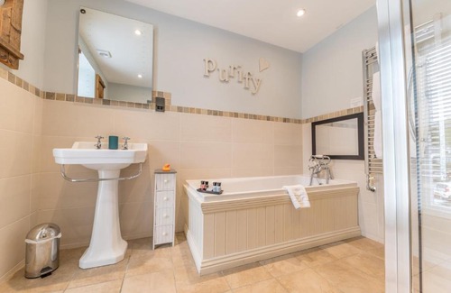 Grasmere Bed & Breakfast | Heidi's Grasmere Lodge