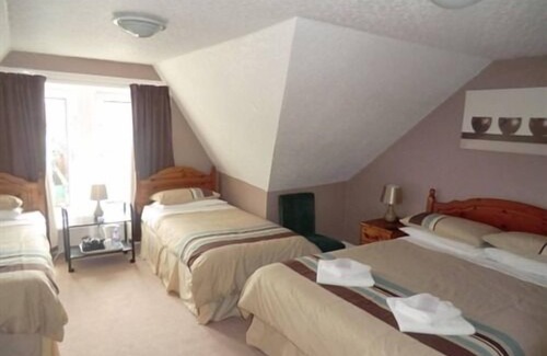 Perth House | Heidl Guest House