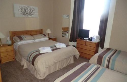 Perth House | Heidl Guest House partner with Grampian Hotel