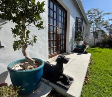 Somerset West Apartment | Helder Haven Cottage
