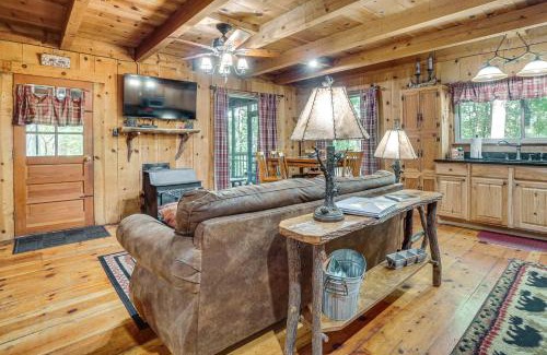 Sautee Nacoochee House | Helen Area Rustic Retreat about 5 Miles to Main Street