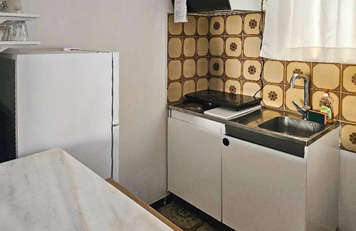 Paradisi Apartment | Helena Apartment GF near Airport