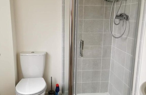 Nottingham House | Helena's Place (7 minutes walk to Nottingham Train station)