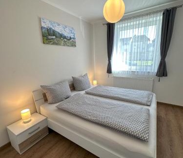 Pellenz Apartment | Helenes Ferienwohnung