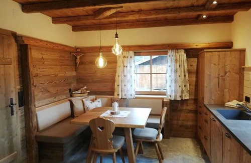 Huettau House | "Helfer-Alm" on 190 square meters - hut vacation in the Salzburger Land/Sportwelt Amade