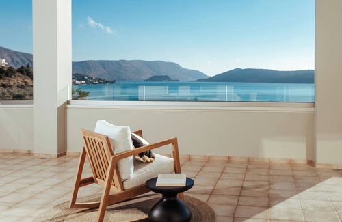 Mavrikiano Villa | Heliopetra Villa