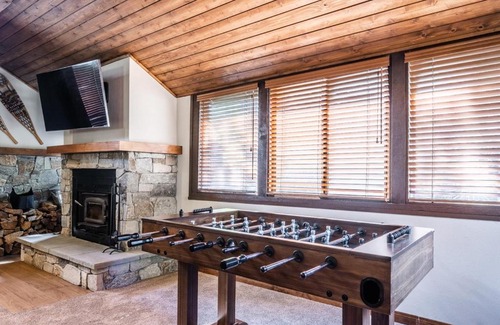 Mammoth Lakes House | Helios 9N